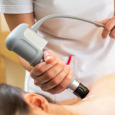 Shockwave therapy for tendon pain at North Vancouver physiotherapy clinic